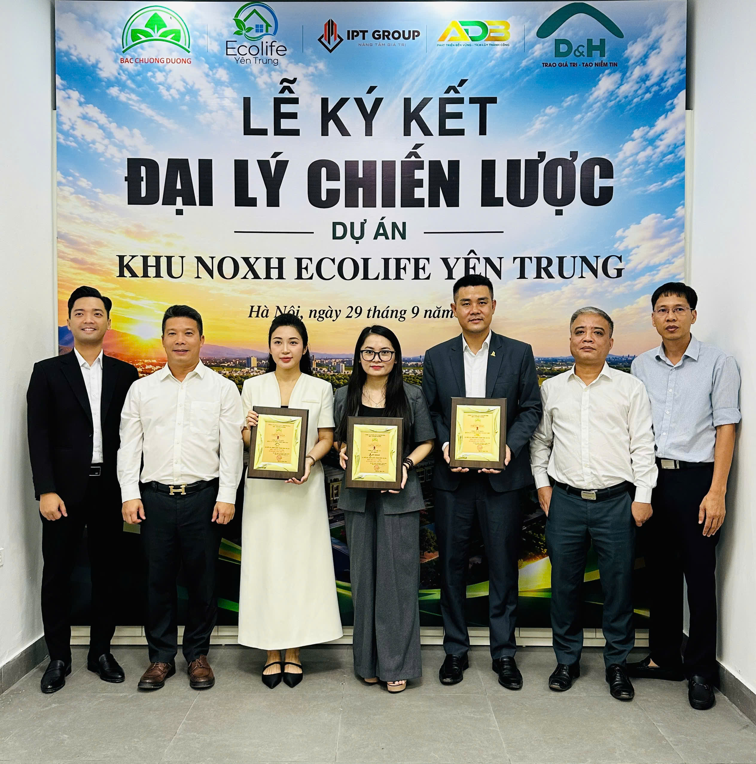 Lễ ký kết đại lý chiến lược Dự án Đầu tư xây dựng Khu nhà ở công nhân khu công nghiệp (Ecolife Yên Trung)
